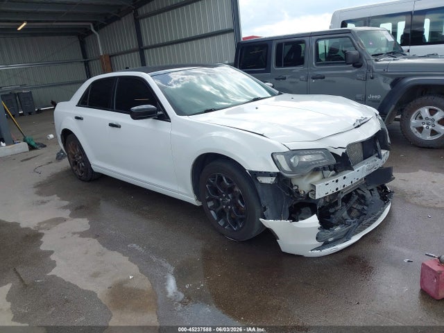 2019 Chrysler 300 300s Awd მანქანა იყიდება აუქციონზე, vin: 2C3CCAGG8KH610681, აუქციონის ნომერი: 45237588