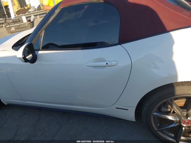 45237600 :رقم المزاد ، JM1NDAA79L0419223 vin ، 2020 Mazda Mx-5 Miata 100th Anniversary مزاد بيع