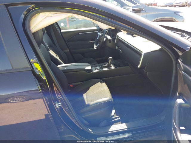 45237661 :رقم المزاد ، 7MMVABDM0SN330321 vin ، 2025 Mazda Cx-50 2.5 S Premium Package مزاد بيع