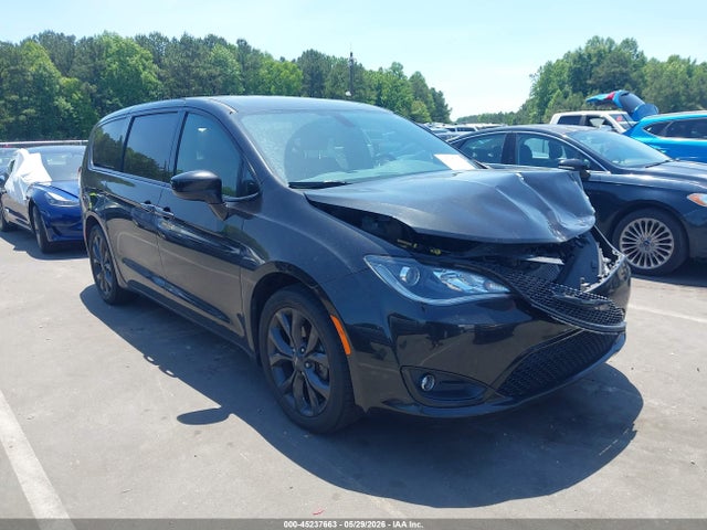 Продаж на аукціоні авто 2020 Chrysler Pacifica Touring, vin: 2C4RC1FG7LR232887, номер лоту: 45237663