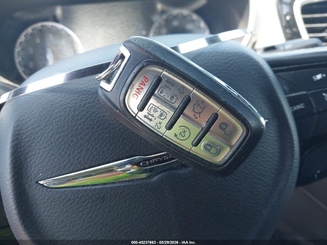 Продаж на аукціоні авто 2020 Chrysler Pacifica Touring, vin: 2C4RC1FG7LR232887, номер лоту: 45237663