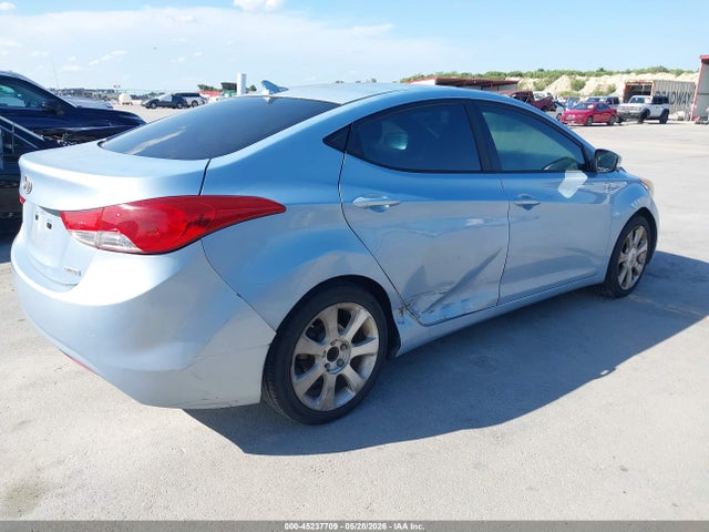2013 Hyundai Elantra Limited მანქანა იყიდება აუქციონზე, vin: KMHDH4AE1DU517992, აუქციონის ნომერი: 45237709
