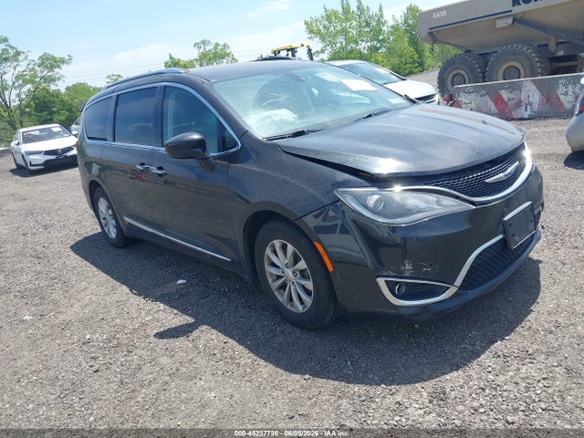 Aukcja sprzedaży 2019 Chrysler Pacifica Touring L, vin: 2C4RC1BG0KR577344, numer aukcji: 45237735