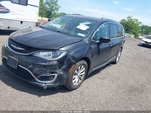 Продаж на аукціоні авто 2019 Chrysler Pacifica Touring L, vin: 2C4RC1BG0KR577344, номер лоту: 45237735