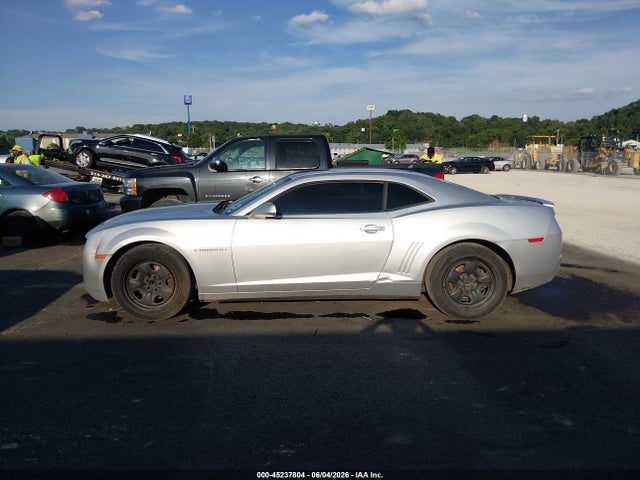 45237804 :رقم المزاد ، 2G1FE1E35D9203569 vin ، 2013 Chevrolet Camaro 1ls مزاد بيع