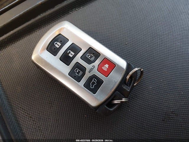 Aukcja sprzedaży 2015 Toyota Sienna Xle 8 Passenger, vin: 5TDYK3DC9FS569714, numer aukcji: 45237808