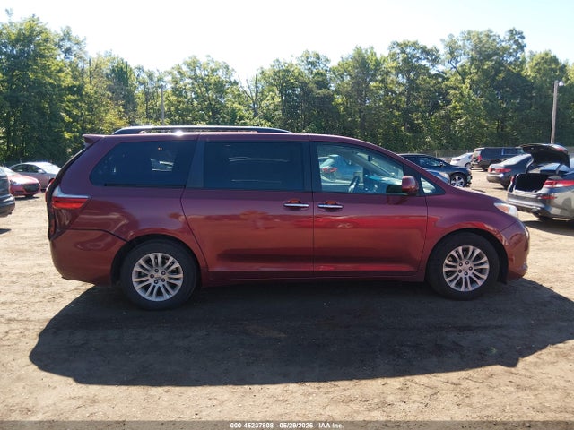 Aukcja sprzedaży 2015 Toyota Sienna Xle 8 Passenger, vin: 5TDYK3DC9FS569714, numer aukcji: 45237808