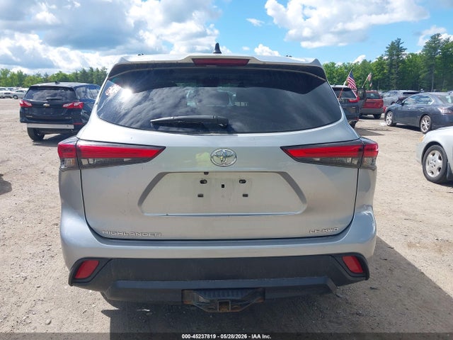 Toyota Highlander Le 2022 5TDBZRBH1NS573306 Image 17