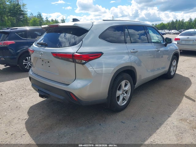 Toyota Highlander Le 2022 5TDBZRBH1NS573306 Image 4