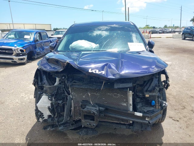 2022 Kia Carnival Mpv Lx Seat Package მანქანა იყიდება აუქციონზე, vin: KNDNB4H39N6143393, აუქციონის ნომერი: 45237830