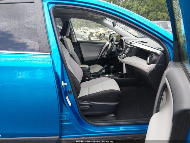 45237888 :رقم المزاد ، JTMRJREV2GD026308 vin ، 2016 Toyota Rav4 Hybrid Xle مزاد بيع
