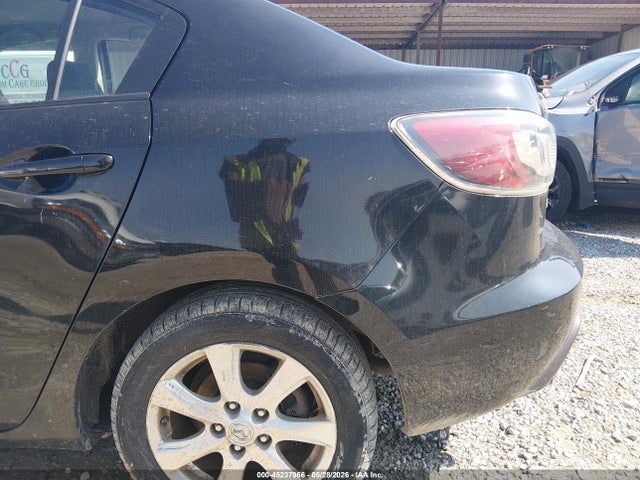 Продажа на аукционе авто 2011 Mazda Mazda3 I Touring, vin: JM1BL1VF7B1366697, номер лота: 45237966