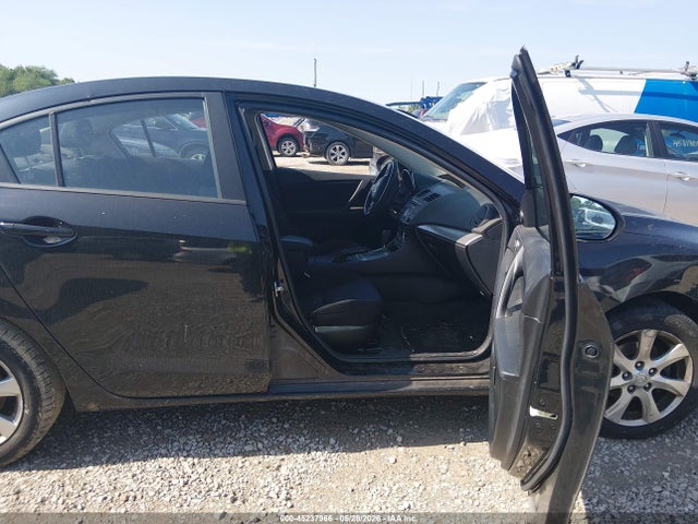 Продажа на аукционе авто 2011 Mazda Mazda3 I Touring, vin: JM1BL1VF7B1366697, номер лота: 45237966
