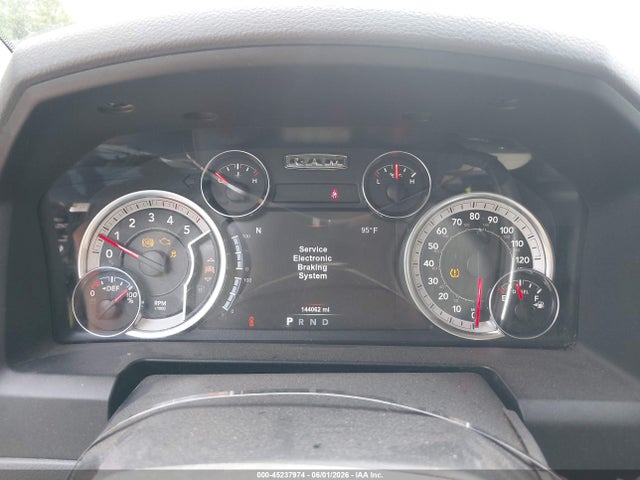 Продажа на аукционе авто 2018 Ram 2500 Big Horn  4x4 6'4 Box, vin: 3C6UR5DL6JG314765, номер лота: 45237974