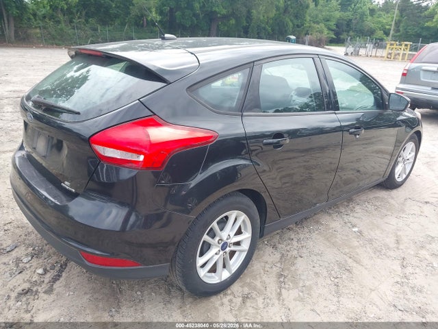 45238040 :رقم المزاد ، 1FADP3K27FL259272 vin ، 2015 Ford Focus Se مزاد بيع