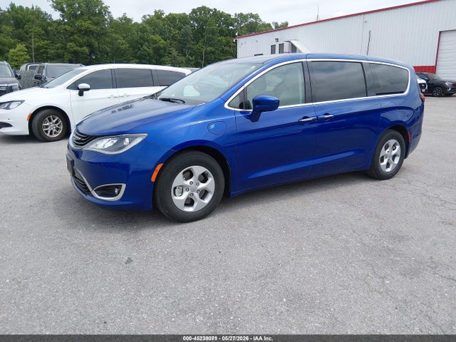 Продаж на аукціоні авто 2018 Chrysler Pacifica Hybrid Touring Plus, vin: 2C4RC1H70JR289720, номер лоту: 45238071