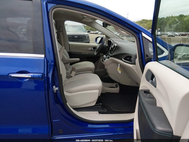 Продаж на аукціоні авто 2018 Chrysler Pacifica Hybrid Touring Plus, vin: 2C4RC1H70JR289720, номер лоту: 45238071