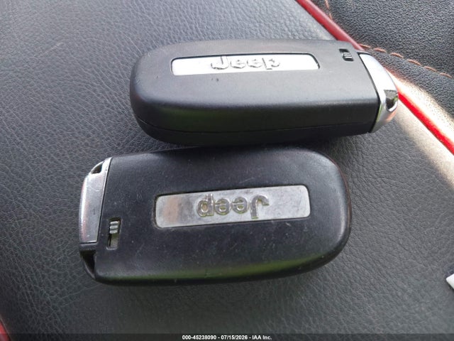 45238090 :رقم المزاد ، 1C4RJECG2FC792993 vin ، 2015 Jeep Grand Cherokee Overland مزاد بيع