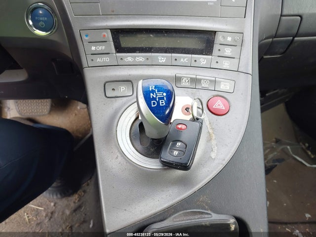 JTDKN3DU7F0459530 Toyota Prius Two