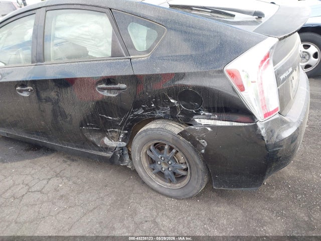 JTDKN3DU7F0459530 Toyota Prius Two