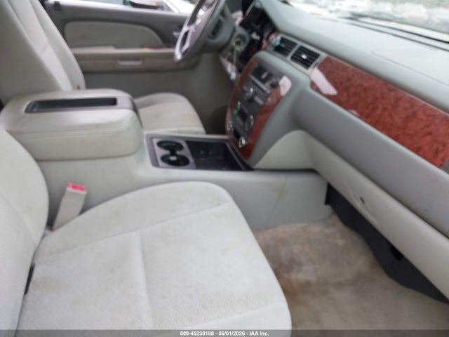 45238188 :رقم المزاد ، 1GNFC13017J178904 vin ، 2007 Chevrolet Tahoe Lt مزاد بيع