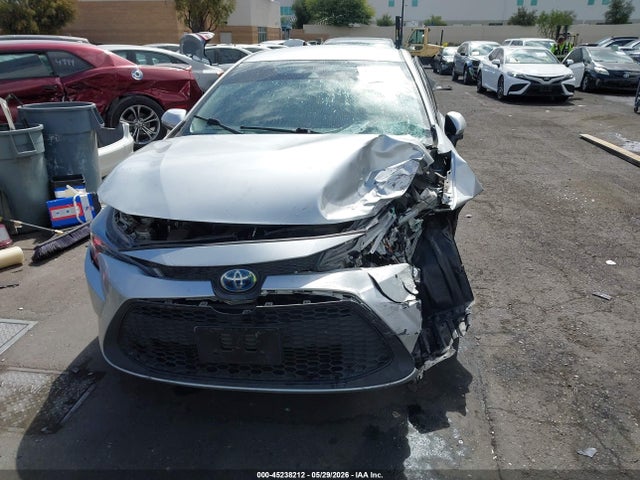 JTDEAMDE2MJ035493 Toyota Corolla Hybrid Le