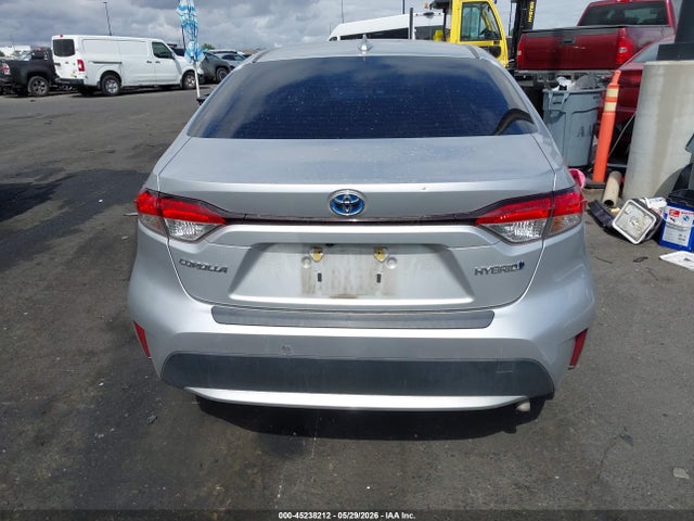 JTDEAMDE2MJ035493 Toyota Corolla Hybrid Le