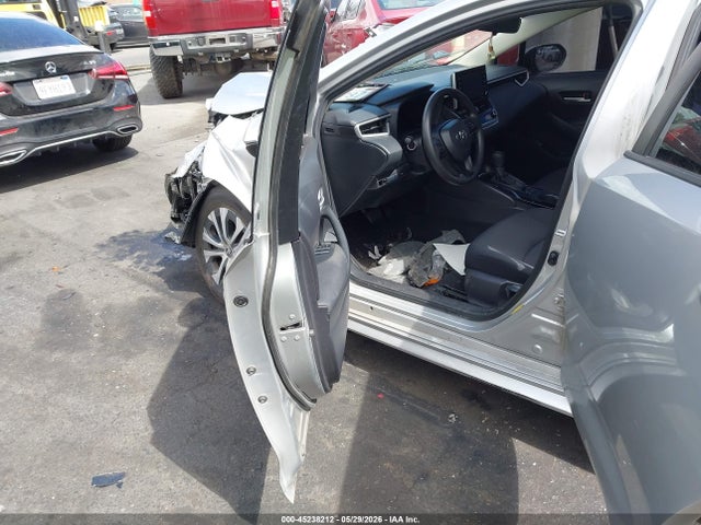 JTDEAMDE2MJ035493 Toyota Corolla Hybrid Le