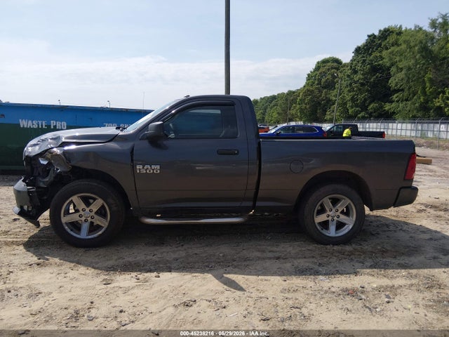 45238216 :رقم المزاد ، 3C6JR6AG2HG734288 vin ، 2017 Ram 1500 Express  4x2 6'4 Box مزاد بيع