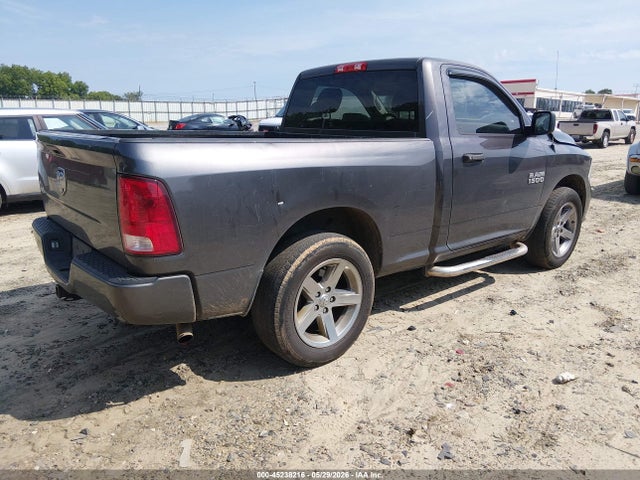 45238216 :رقم المزاد ، 3C6JR6AG2HG734288 vin ، 2017 Ram 1500 Express  4x2 6'4 Box مزاد بيع