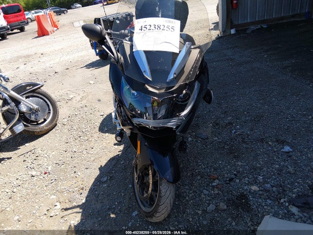 45238255 :رقم المزاد ، WB1061203CZZ23197 vin ، 2012 Bmw K1600 Gtl مزاد بيع