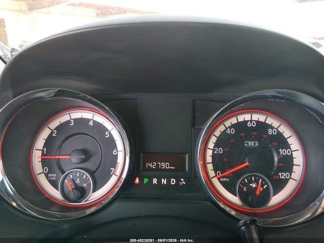 2C4RDGCG4ER422671 Dodge Grand Caravan Sxt 30th Anniversary