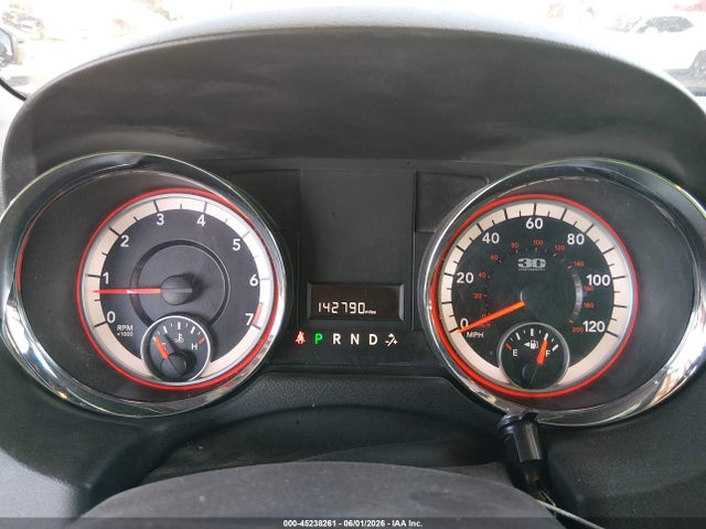 2C4RDGCG4ER422671 Dodge Grand Caravan Sxt 30th Anniversary