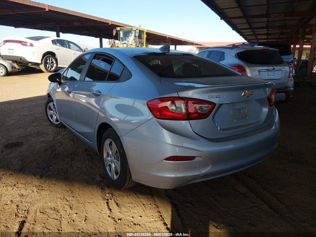 45238268 :رقم المزاد ، 1G1BC5SM4J7233541 vin ، 2018 Chevrolet Cruze Ls Auto مزاد بيع