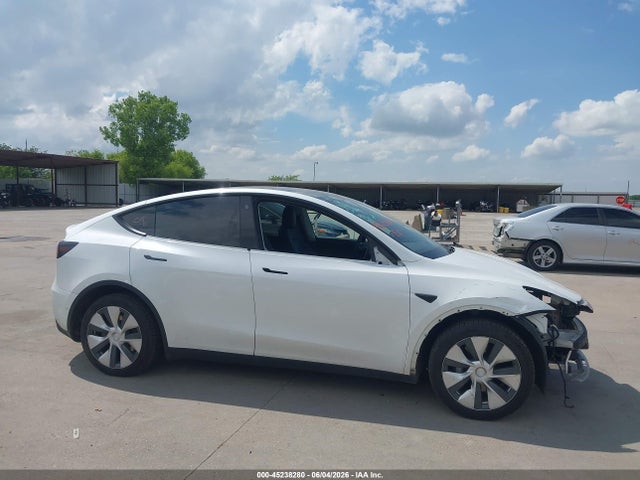 Продажа на аукционе авто 2022 Tesla Model Y Long Range Dual Motor All-wheel Drive, vin: 7SAYGDEE4NF316023, номер лота: 45238280