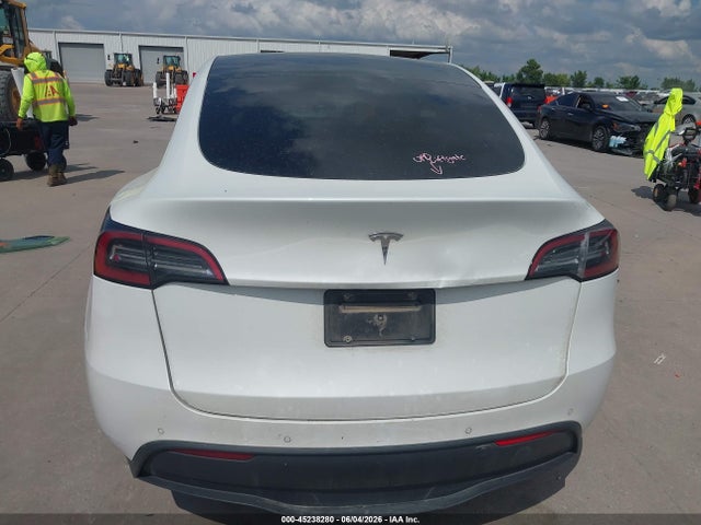 Продажа на аукционе авто 2022 Tesla Model Y Long Range Dual Motor All-wheel Drive, vin: 7SAYGDEE4NF316023, номер лота: 45238280