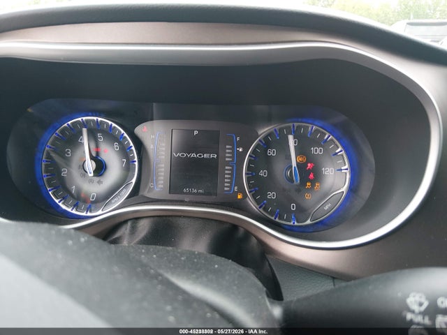 45238302 :رقم المزاد ، 2C4RC1CG0MR577622 vin ، 2021 Chrysler Voyager Lx مزاد بيع