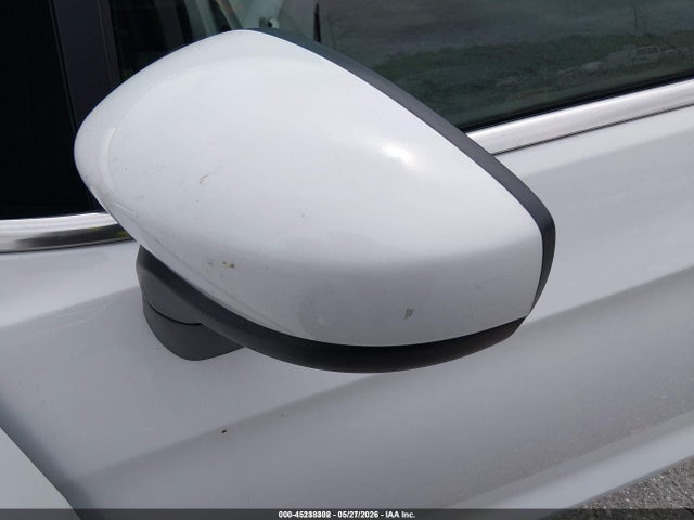 45238302 :رقم المزاد ، 2C4RC1CG0MR577622 vin ، 2021 Chrysler Voyager Lx مزاد بيع