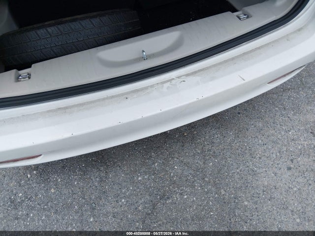 45238302 :رقم المزاد ، 2C4RC1CG0MR577622 vin ، 2021 Chrysler Voyager Lx مزاد بيع