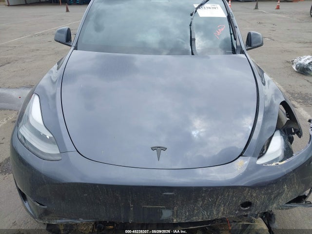 Продажа на аукционе авто 2023 Tesla Model Y Awd/long Range Dual Motor All-wheel Drive, vin: 7SAYGDEE2PF629560, номер лота: 45238307