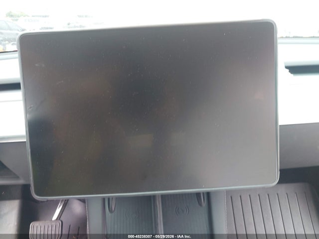 Продажа на аукционе авто 2023 Tesla Model Y Awd/long Range Dual Motor All-wheel Drive, vin: 7SAYGDEE2PF629560, номер лота: 45238307