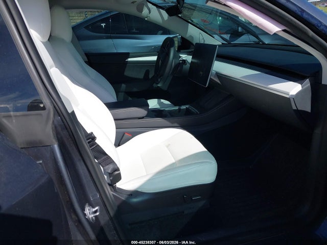 Продажа на аукционе авто 2023 Tesla Model Y Awd/long Range Dual Motor All-wheel Drive, vin: 7SAYGDEE2PF629560, номер лота: 45238307