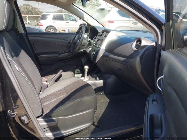 3N1CN7AP4GL833819 Nissan Versa 1.6 Sv