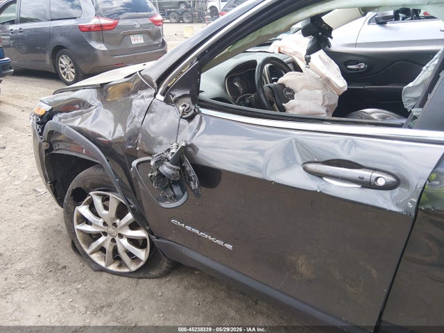 Продажа на аукционе авто 2015 Jeep Cherokee Limited, vin: 1C4PJMDB0FW545572, номер лота: 45238339
