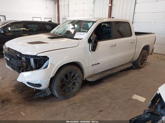 2022 Ram 1500 Laramie  4x4 5'7 Box მანქანა იყიდება აუქციონზე, vin: 1C6SRFJT3NN353313, აუქციონის ნომერი: 45238342