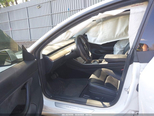 45238358 :رقم المزاد ، 5YJ3E1EB3LF665401 vin ، 2020 Tesla Model 3 Long Range Dual Motor All-wheel Drive مزاد بيع