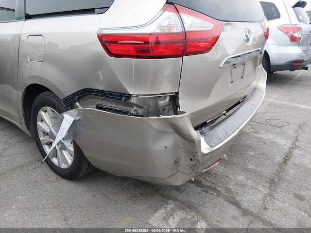 45238382 :رقم المزاد ، 5TDYK3DC9GS719340 vin ، 2016 Toyota Sienna Limited 7 Passenger مزاد بيع