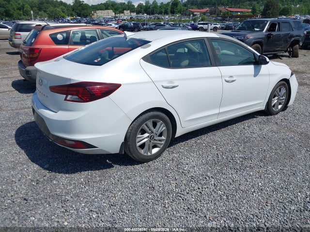 Hyundai ELANTRA SEL 2019 5NPD84LF0KH465577 Image 4