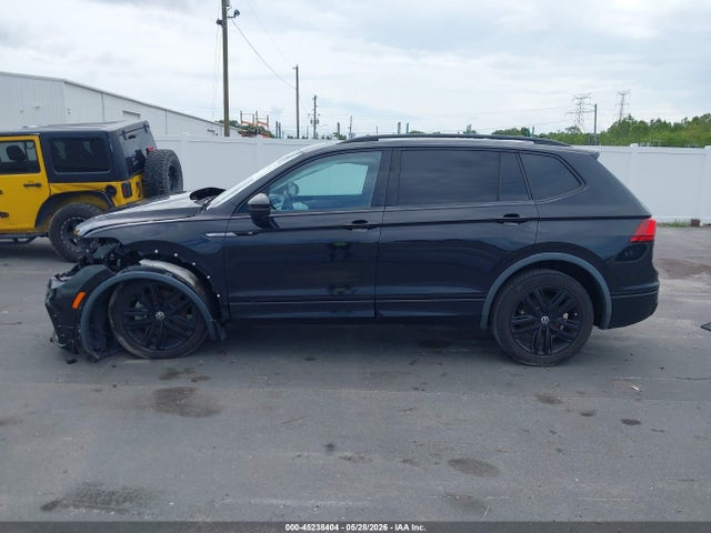 Aukcja sprzedaży 2022 Volkswagen Tiguan 2.0t Se R-line Black, vin: 3VVCB7AX2NM133750, numer aukcji: 45238404
