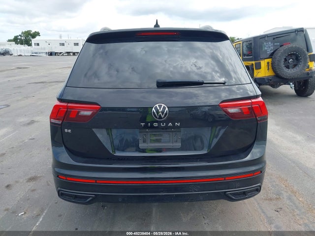 Aukcja sprzedaży 2022 Volkswagen Tiguan 2.0t Se R-line Black, vin: 3VVCB7AX2NM133750, numer aukcji: 45238404
